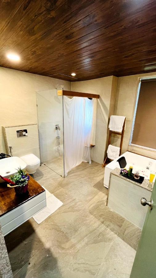 Lotus Lakeshore Homes * Pune