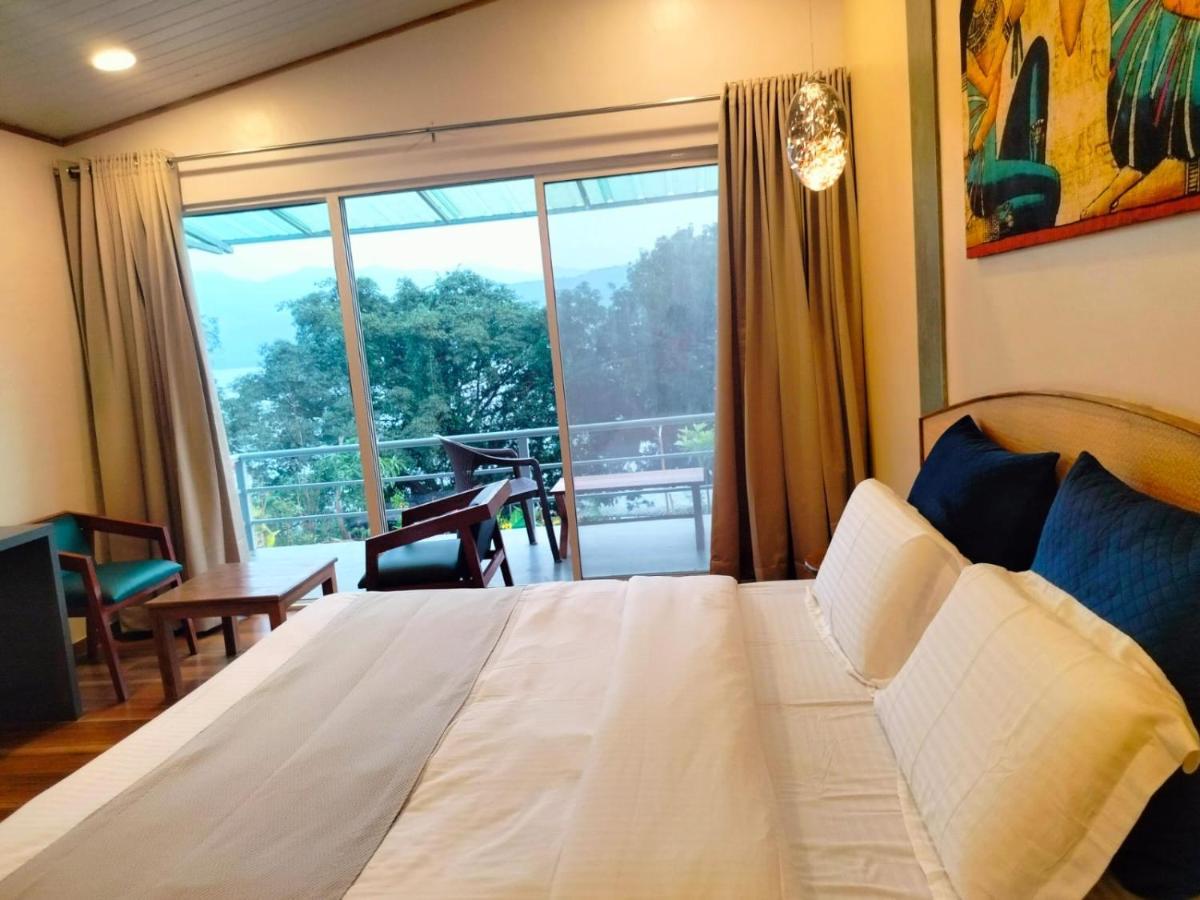 Lotus Lakeshore Homes Hotel