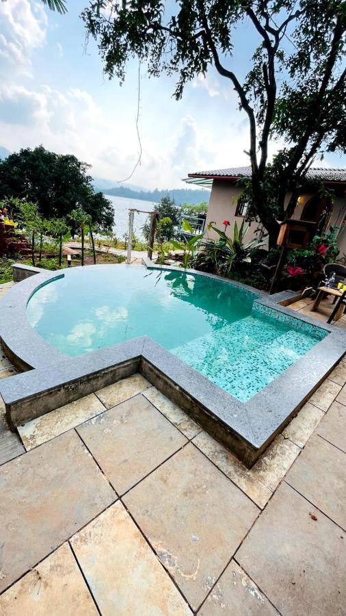 Hotel Lotus Lakeshore Homes *